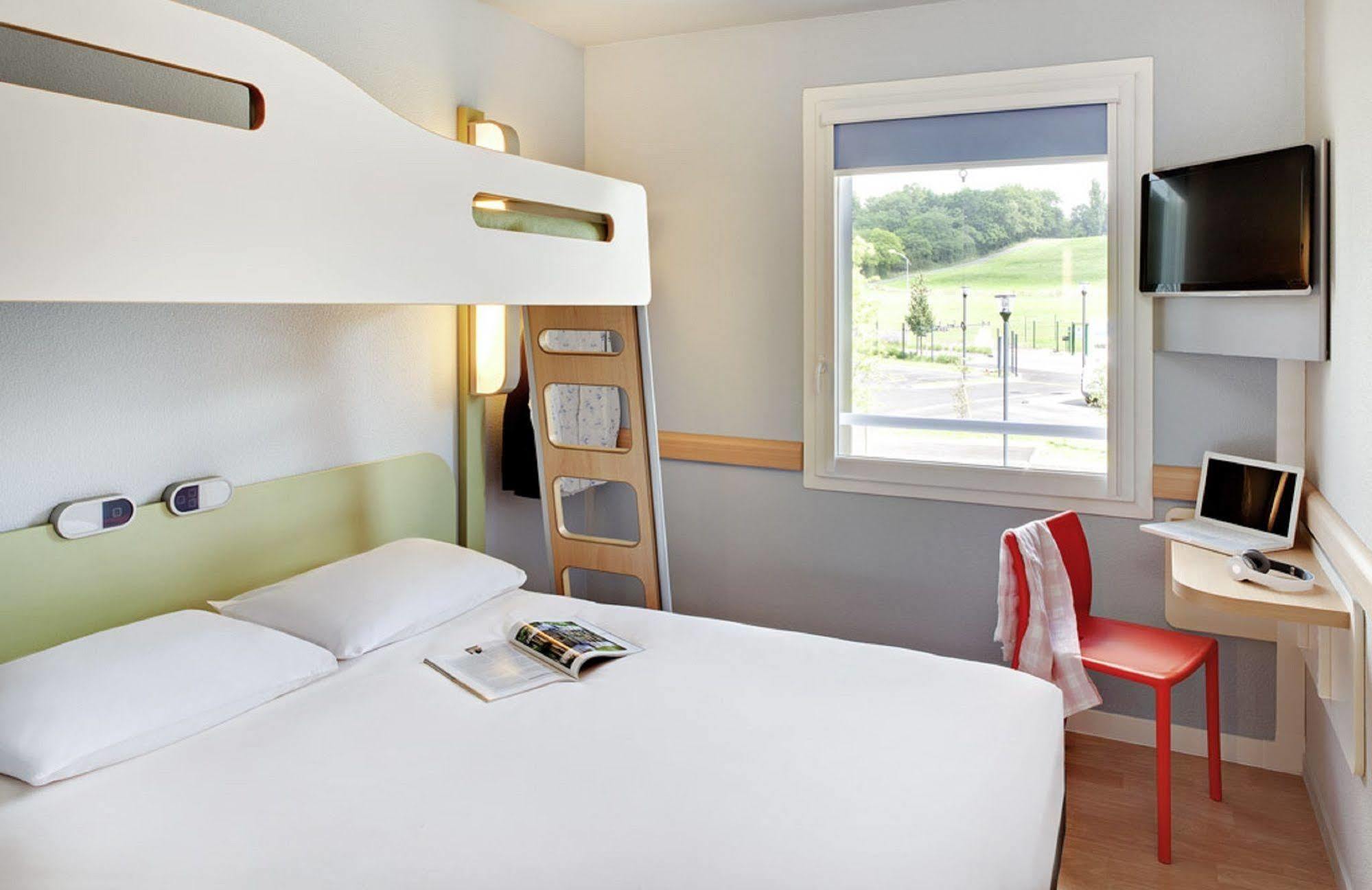 Ibis Budget Brignoles Provence Екстериор снимка