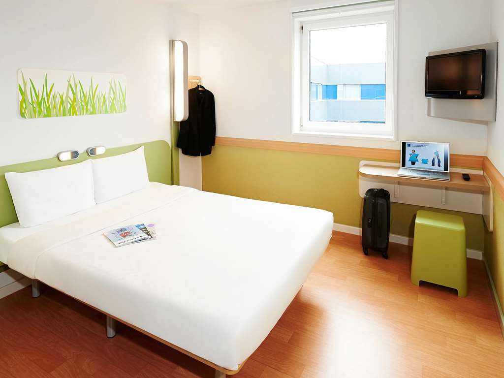 Ibis Budget Brignoles Provence Стая снимка