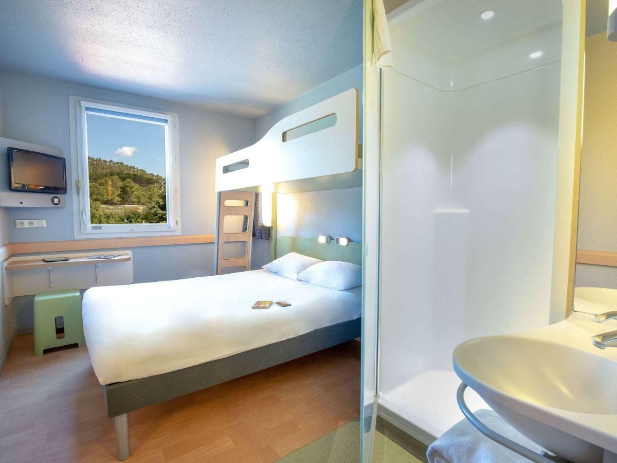 Ibis Budget Brignoles Provence Екстериор снимка